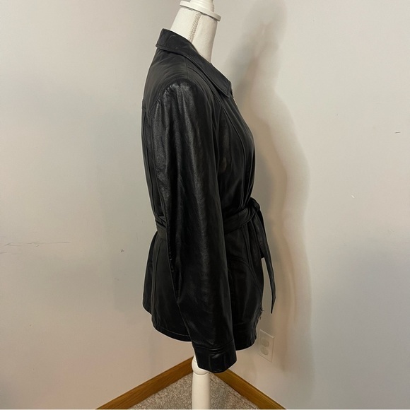 Wilson leather collared belted leather jacket with removable inside - Picture 2 of 15